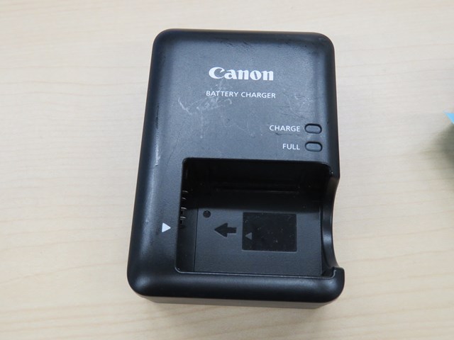 Canon バッテリーチャージャー CB-2LC