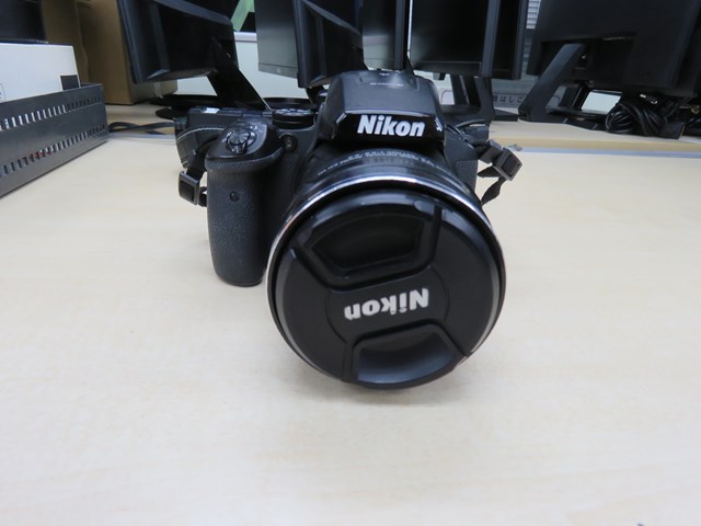 Nikon coolpix p900 カメラ本体
