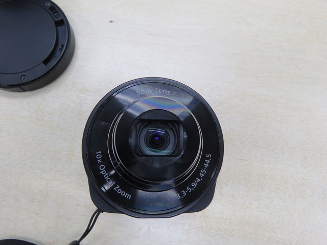 中古専門 備品売却 / SONY レンズスタイルカメラ DSC-QX10 本体 ①