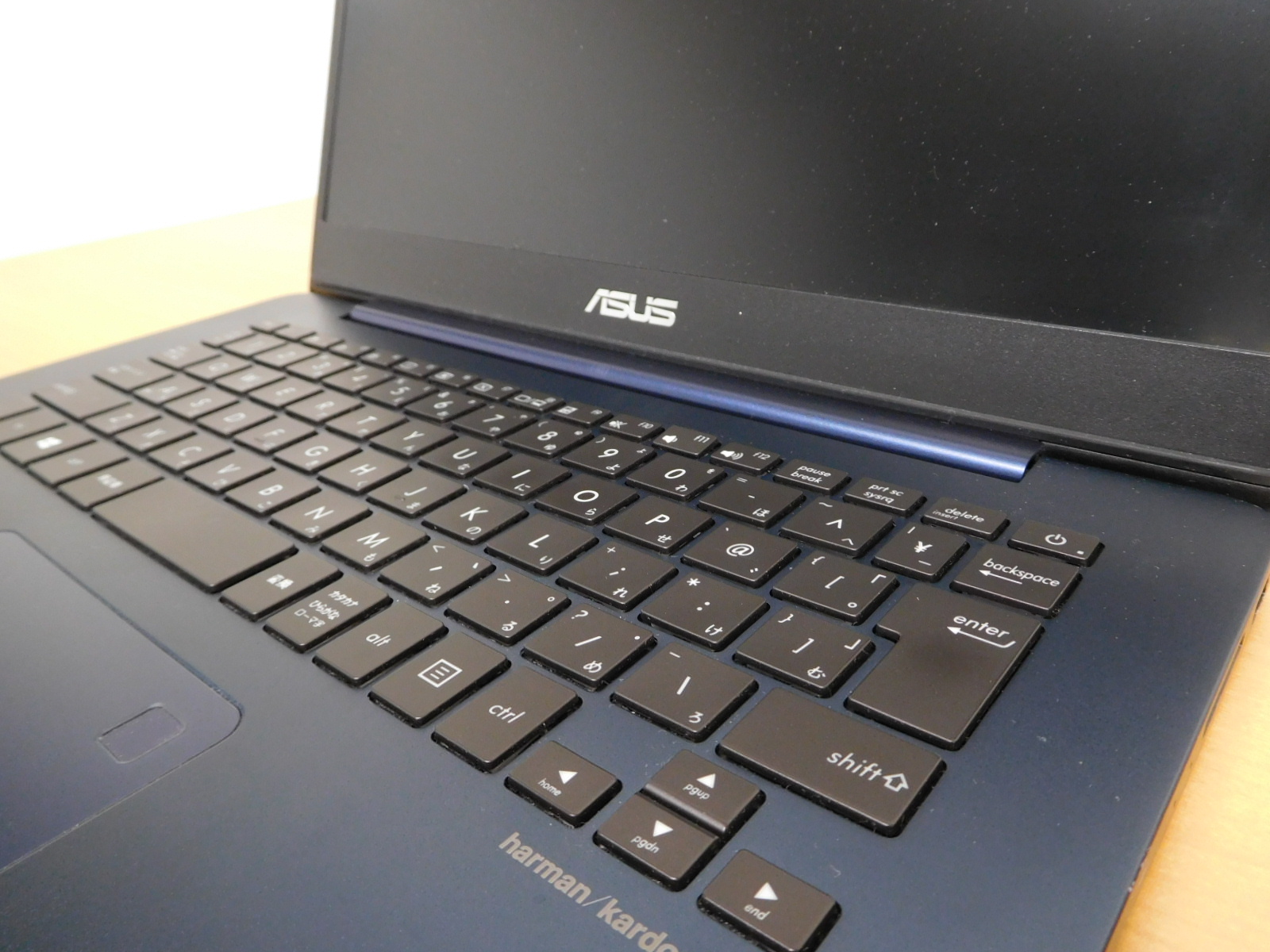 中古専門 備品売却 / ASUS ノートパソコン Zenbook UX430U